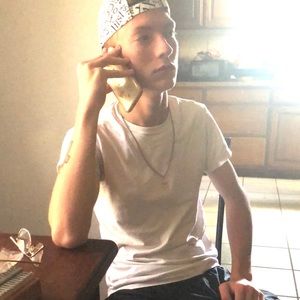 Meet your Posher, Chris